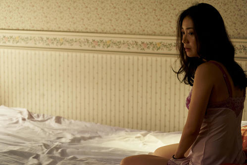 映画「生きちゃった」で不倫妻役を演じる大島優子