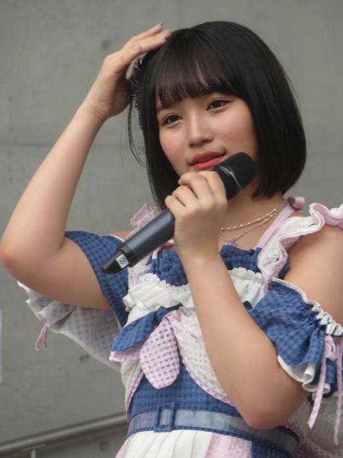 エイベックス松浦会長面談の元アイドルは元AKB？ - 芸能写真