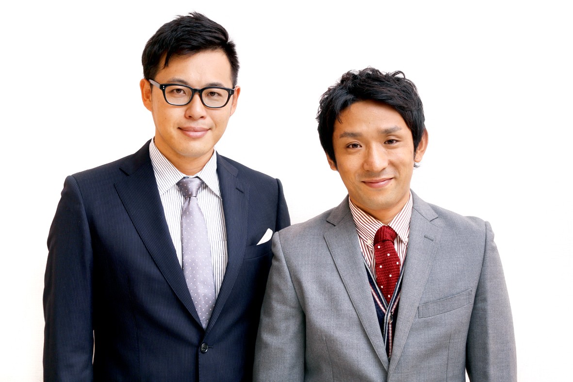 「月笑」YouTubeチャンネルのMCを務めるアルコ＆ピースの平子祐希（左）と酒井健太