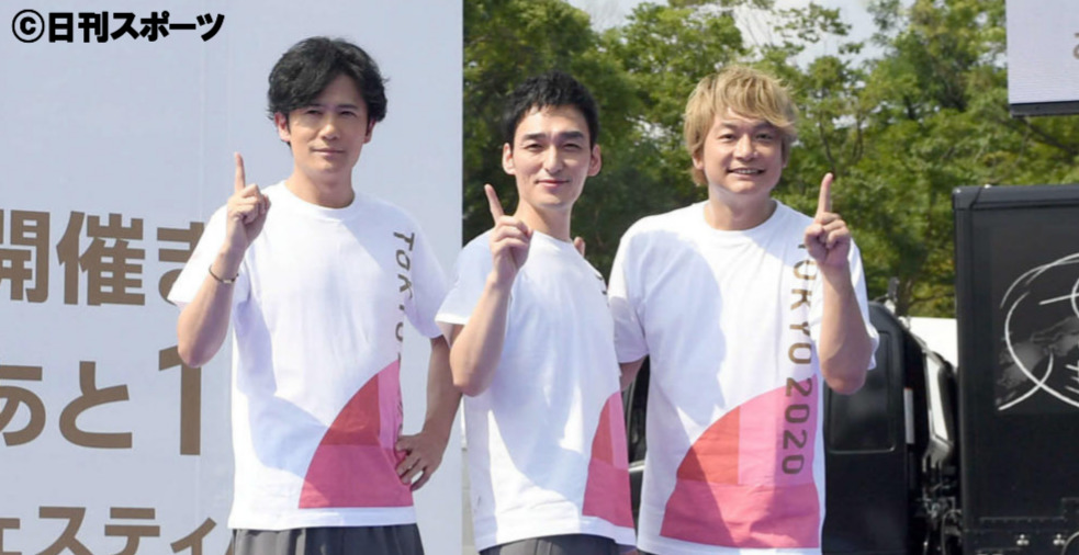 左から稲垣吾郎、草なぎ剛、香取慎吾（19年8月撮影）