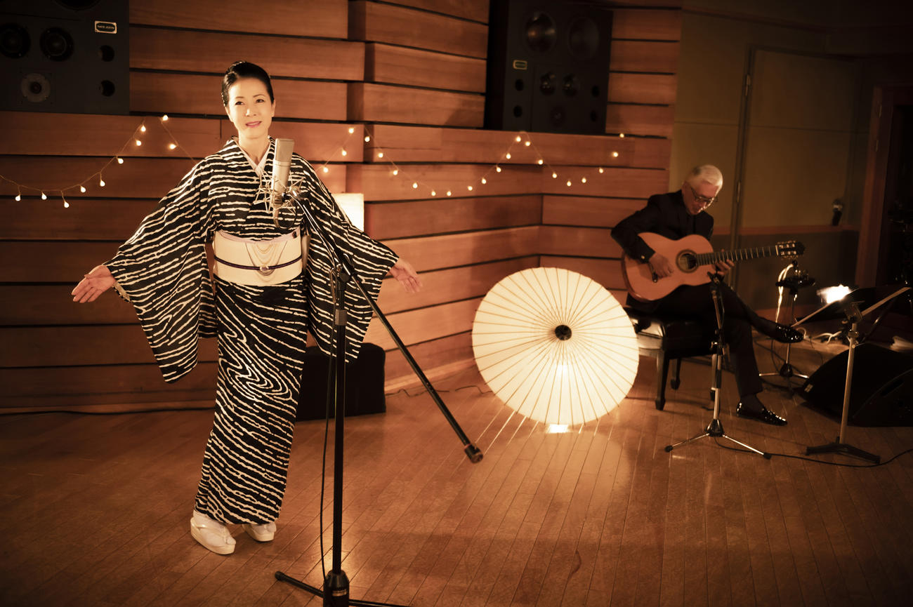 「俺でいいのか」ギター演奏バージョンを歌う坂本冬美