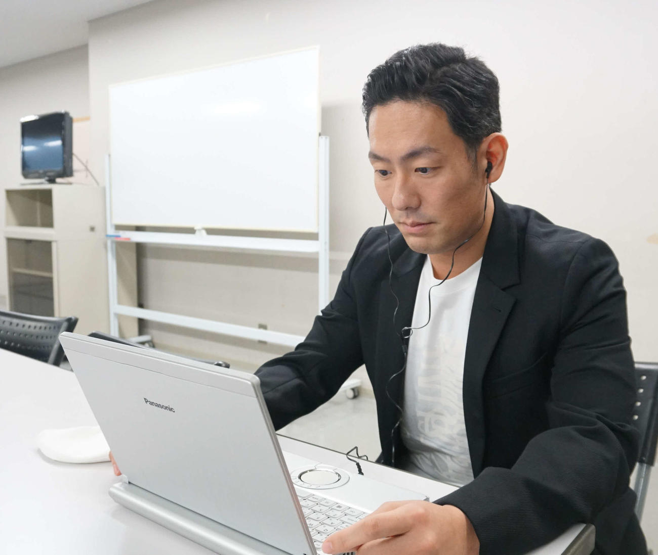 歌舞伎の生配信についてZoom取材に応じる中村勘九郎