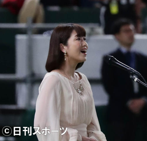 新妻聖子365日マスク着用も熱中症に 死ぬかと 芸能写真ニュース 日刊スポーツ