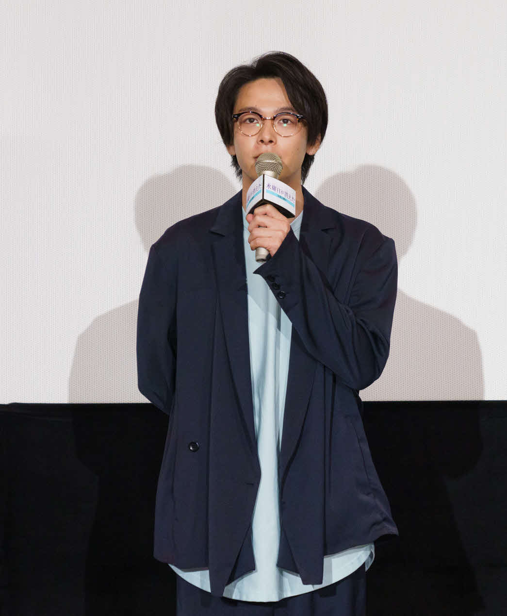 映画「水曜日が消えた」の舞台あいさつに出席した主演の中村倫也（c）2020「水曜日が消えた」製作委員会