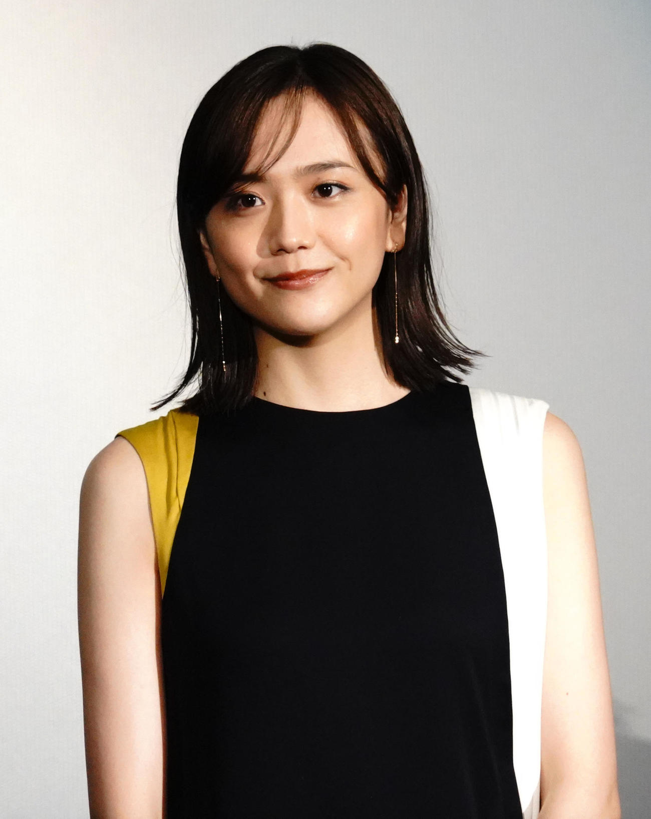 映画「癒しのこころみ　自分を好きになる方法」の公開記念舞台あいさつに出席した主演の松井愛莉（撮影・佐藤成）