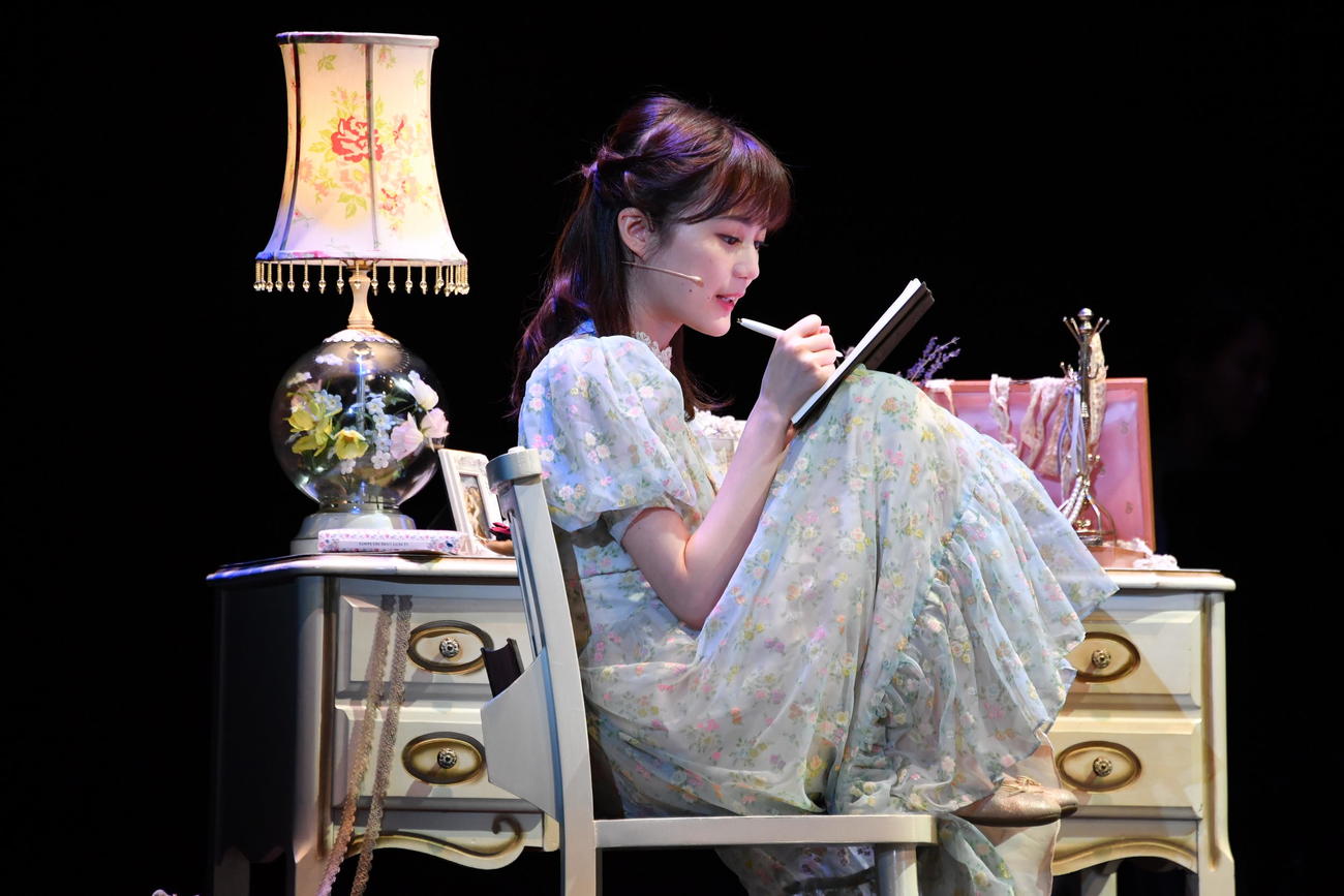 ミュージカル「Happily　Ever　After」に出演した生田絵梨花