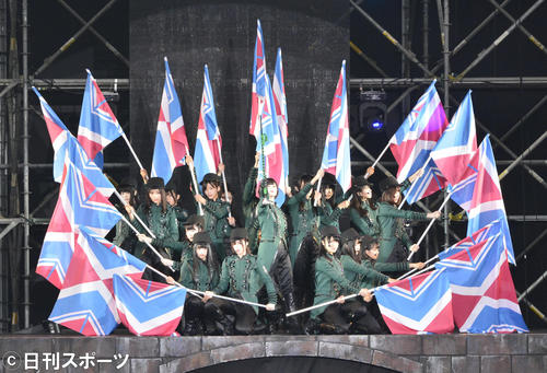 「欅共和国　2017」　富士急ハイランドで屋外コンサートを開いた欅坂46