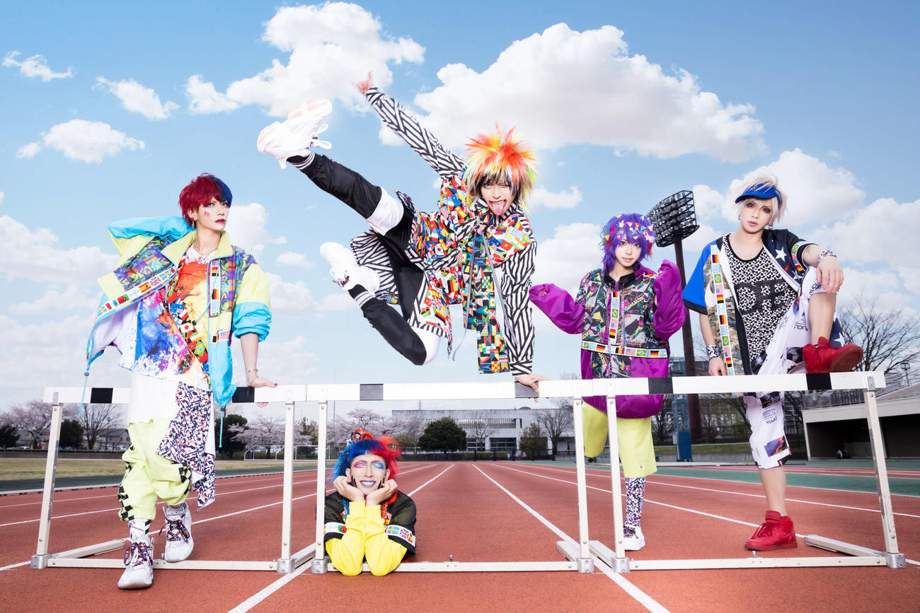 メンバー全員が感染したジャックケイパー。左から李九、YG、飛炉、ちょこ、秀馬