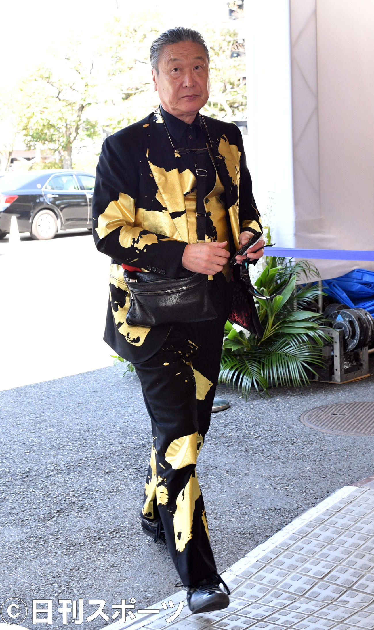 19年4月　内田裕也さんお別れの会を訪れた山本寛斎さん