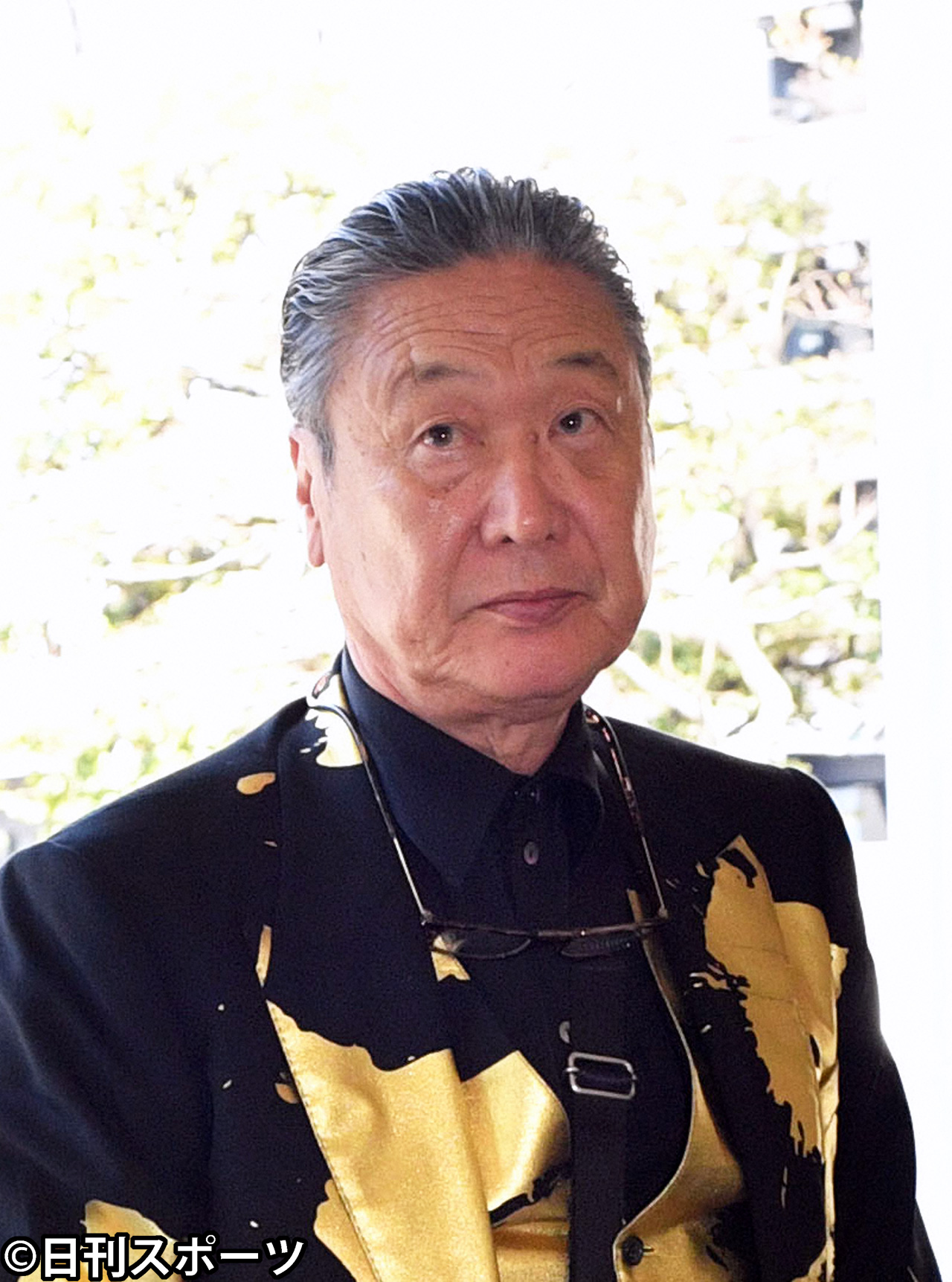 山本寛斎氏