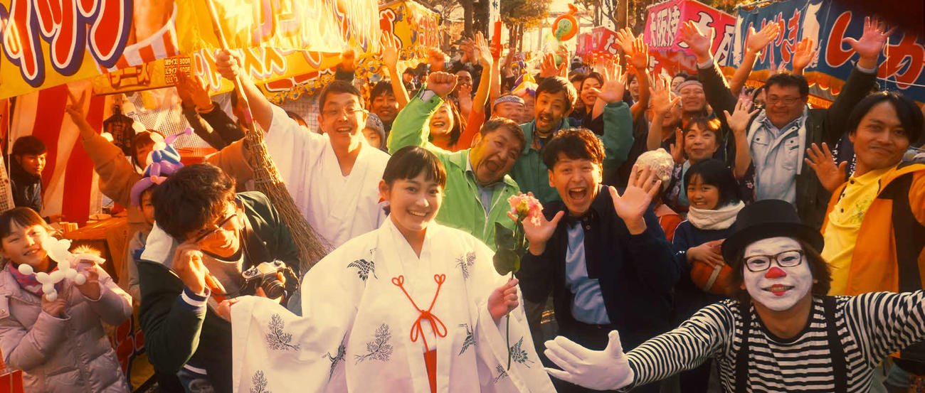 吉本実憂主演映画「透子のセカイ」のミュージカルシーン