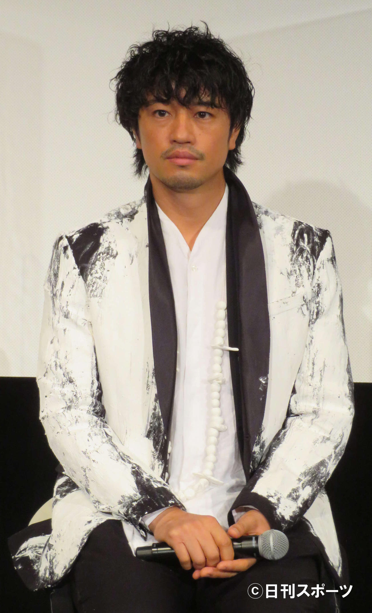 映画「8日で死んだ怪獣の12日の物語－劇場版－」公開直前イベントに登壇した斎藤工（撮影・村上幸将）