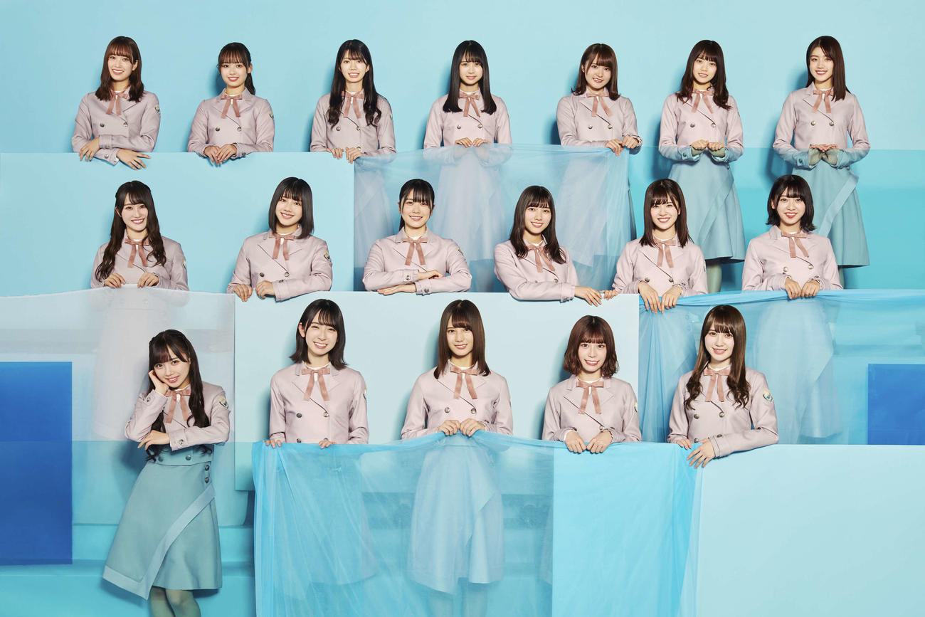 アルバム発売を発表した日向坂46