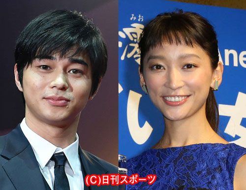 東出昌大（左）と杏