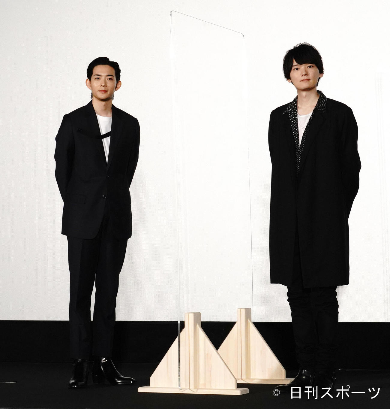 映画「リスタートはただいまのあとで」（9月4日公開）の記者会見に出席した竜星涼（左）と古川雄輝（撮影・佐藤成）
