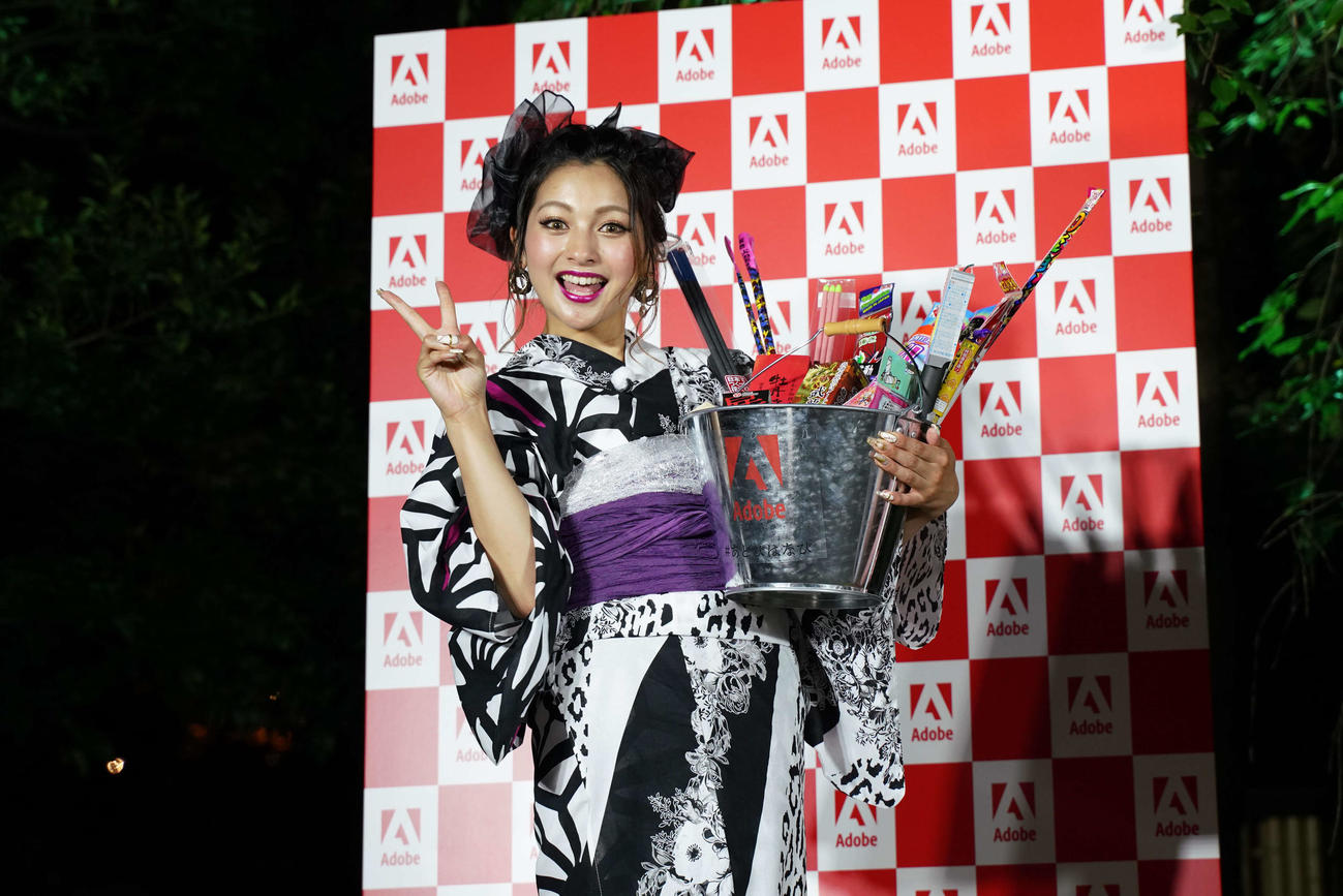 「アドビで“花火の思い出”をたのしく残そう『♯あどびはなび』」に出席したゆきぽよ