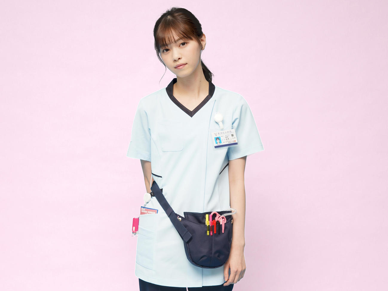 新人薬剤師の相原くるみを演じる西野七瀬