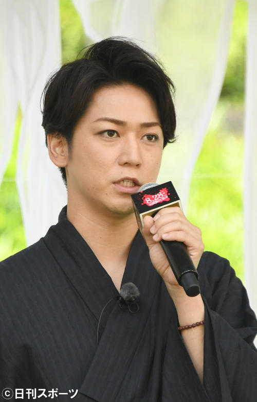 映画「事故物件」のイベントの冒頭で、謝罪する亀梨和也（撮影・酒井清司）
