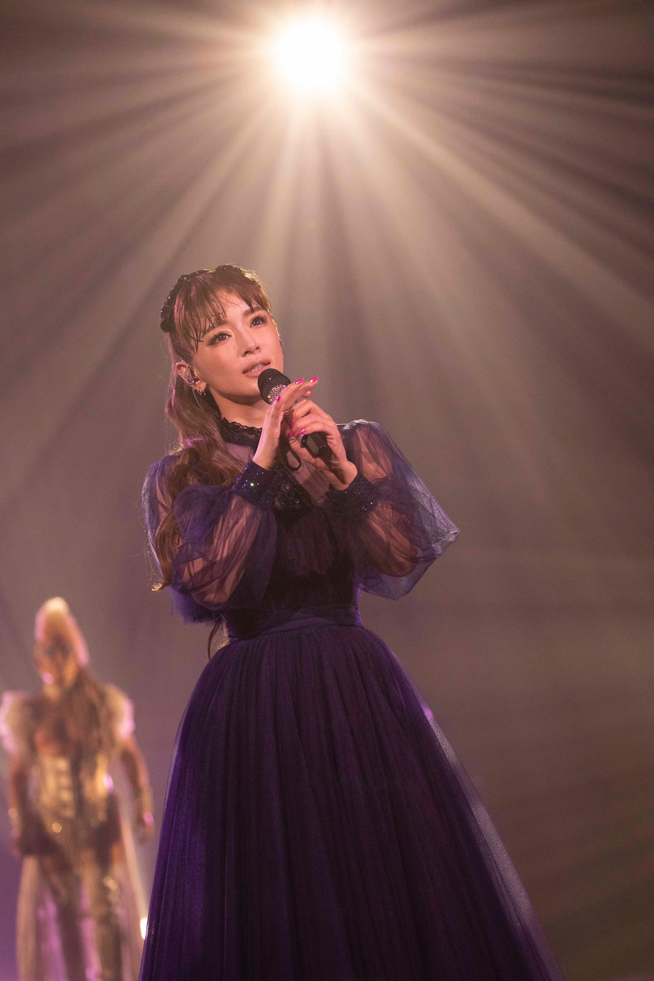 「a－nation　online2020」のヘッドライナーを務めた浜崎あゆみ