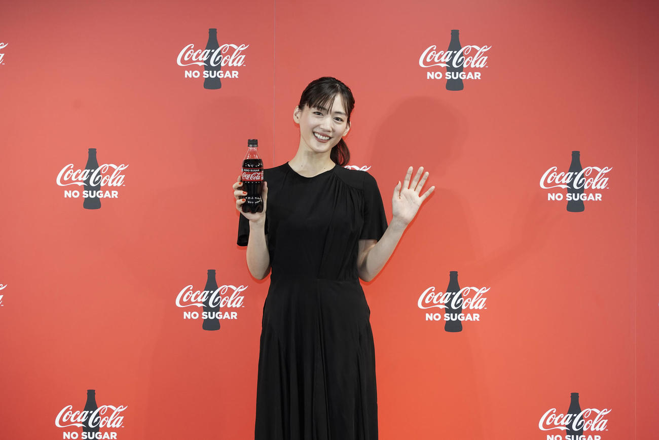 コカ・コーラゼロリニューアル記念PRイベントに出席した綾瀬はるか