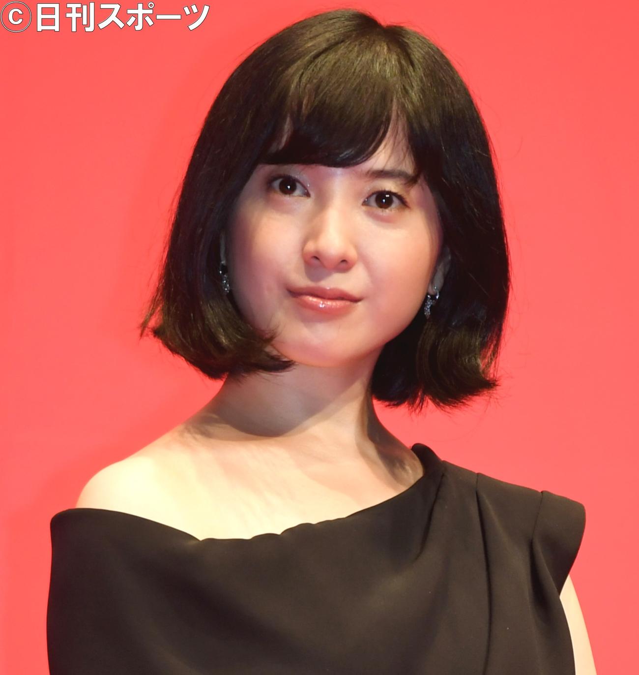 吉高由里子 忘れないよ 三浦春馬さん四十九日偲ぶ おくやみ 日刊スポーツ