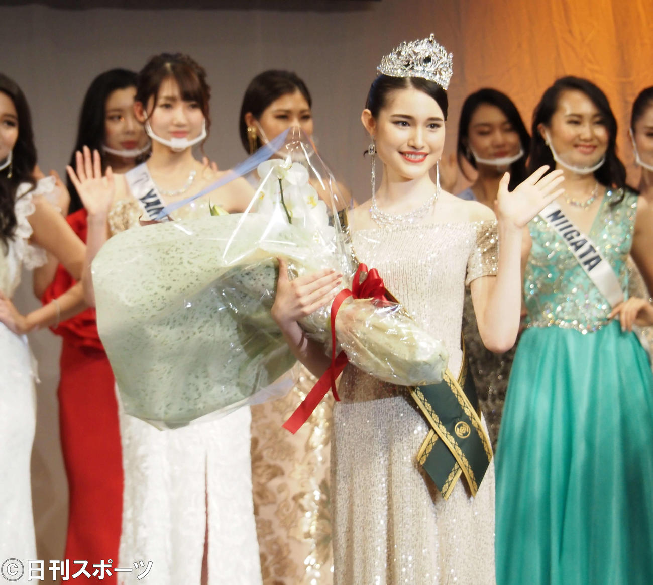 「2020ミス・アース・ジャパン　日本大会」でグランプリに輝いた東出あんなさん（撮影・遠藤尚子）