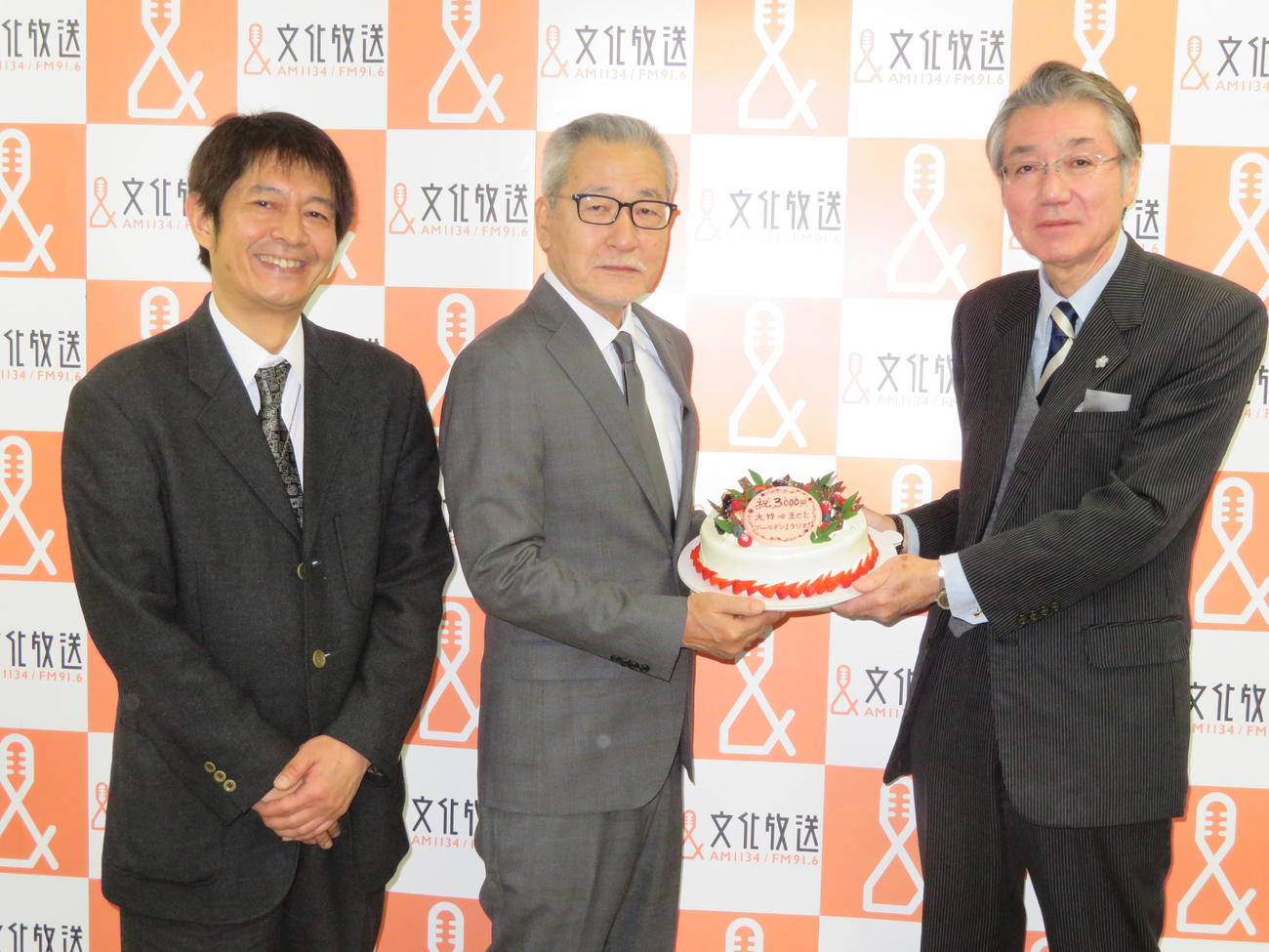 左から太田英明アナ、大竹まこと、上口宏社長（2019年1月15日撮影）