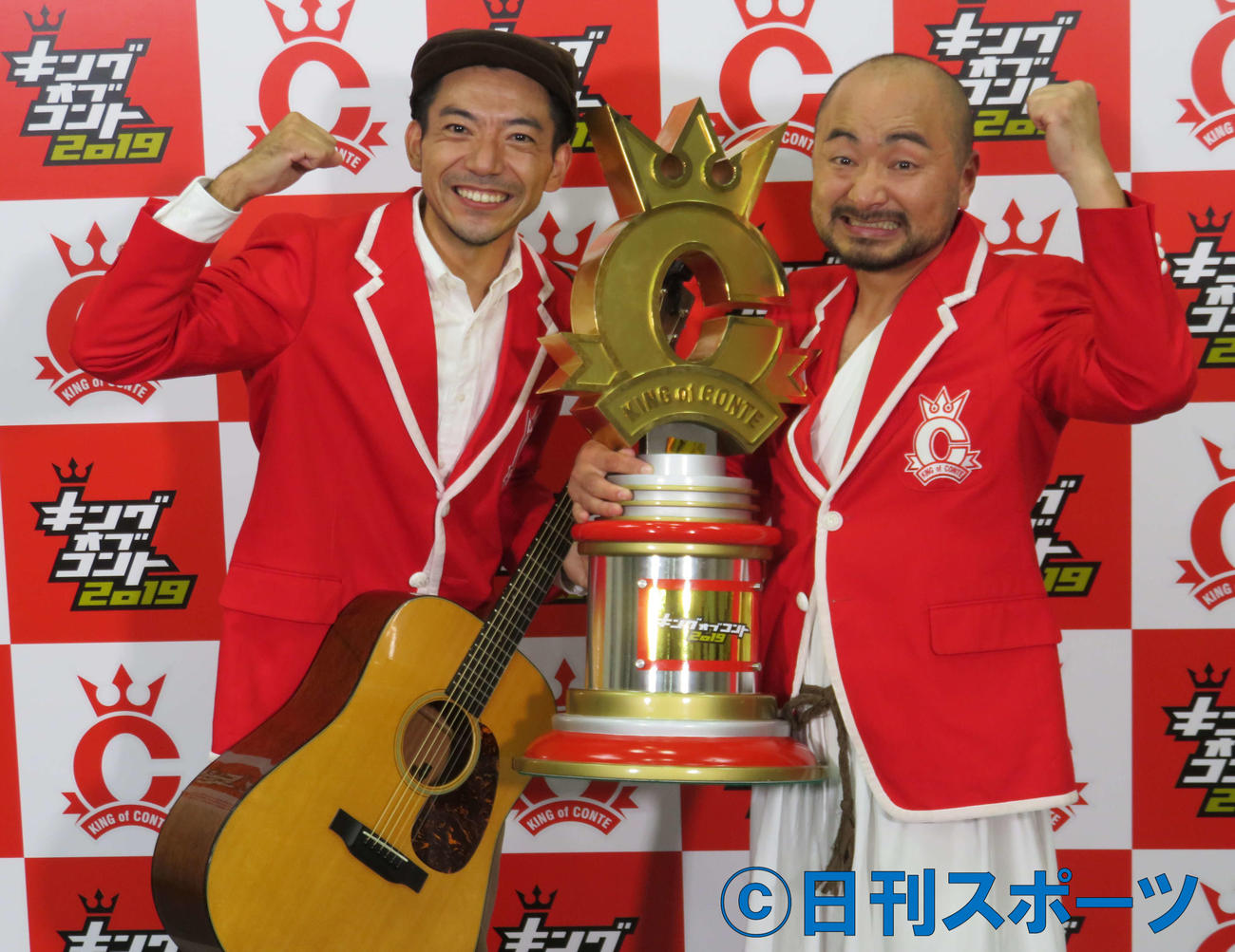 昨年のキングオブコントで優勝した、どぶろっくの森慎太郎（左）と江口直人（19年9月撮影）