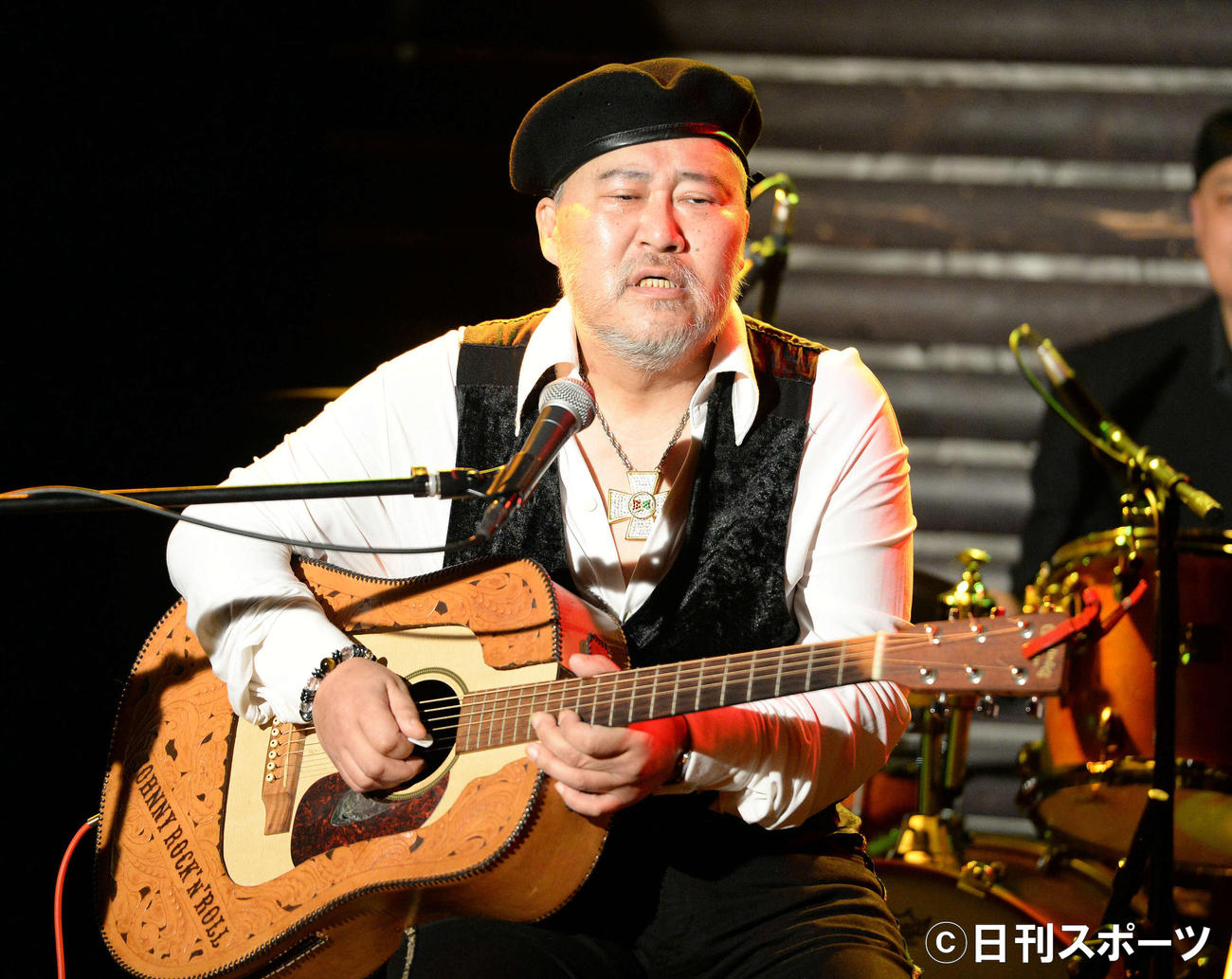 ライブ「4・13」　復活ライブで涙ながらに熱唱するジョニー大倉さん（2014年4月13日）