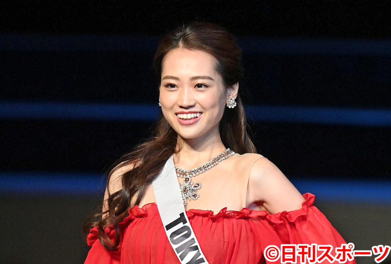 笑顔を見せる下光梨瑚さん（撮影・山崎安昭）