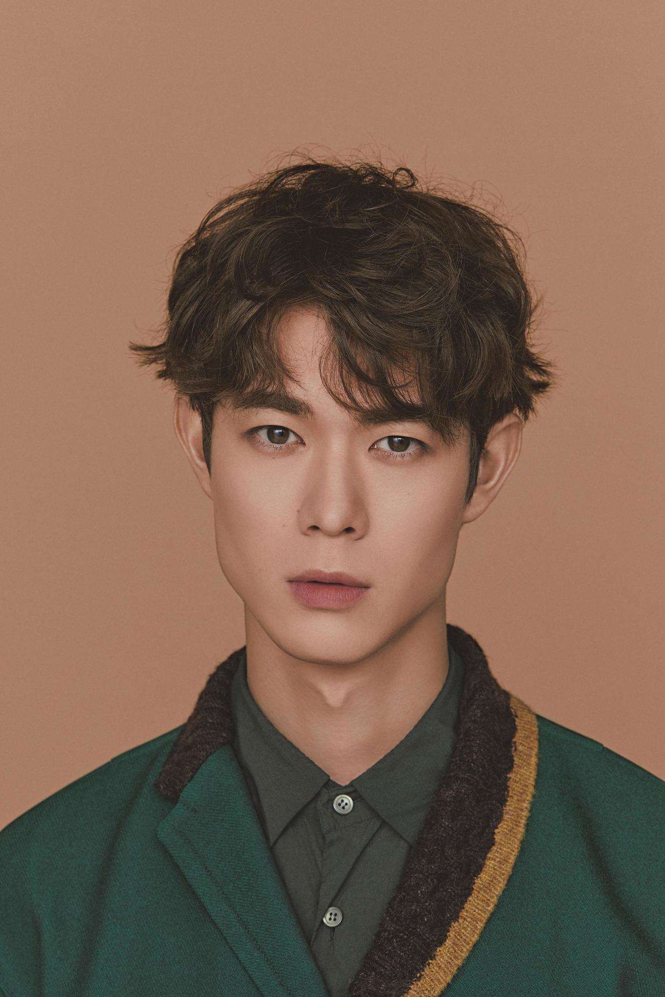「MEN’S　NON－NO」11月号で初表紙＆巻頭ページに単独出演する宮沢氷魚（C）MEN’SNON－NO11月号／集英社　撮影／尾身沙紀[io]