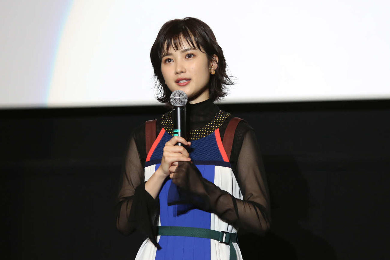 映画「鬼ガール！！」の舞台あいさつを行った井頭愛海（TOHOマーケティング提供）