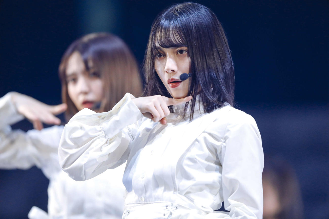 欅坂46のラストライブのエンディングで、櫻坂46としての初パフォーマンスを披露した。森田ひかるがセンターを務めた