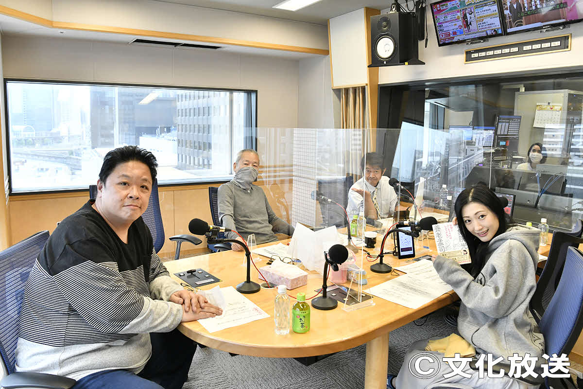 TBSラジオの顔、伊集院光（左）はライバル局の文化放送「大竹まことゴールデンラジオ！」に生出演した（文化放送提供）