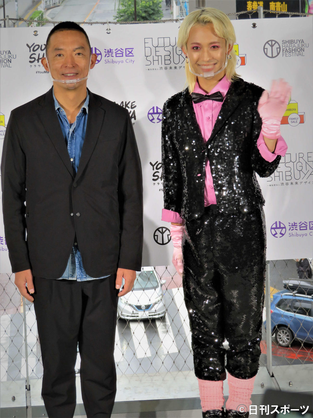 「渋谷原宿ファッションフェスティバル」キックオフ会見に出席したりゅうちぇる（右）と長谷部健区長（撮影・三須佳夏）