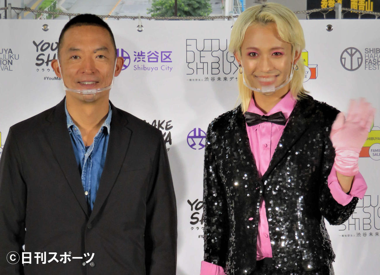 「渋谷原宿ファッションフェスティバル」キックオフ会見に出席した、りゅうちぇる（右）と長谷部健渋谷区長（撮影・三須佳夏）