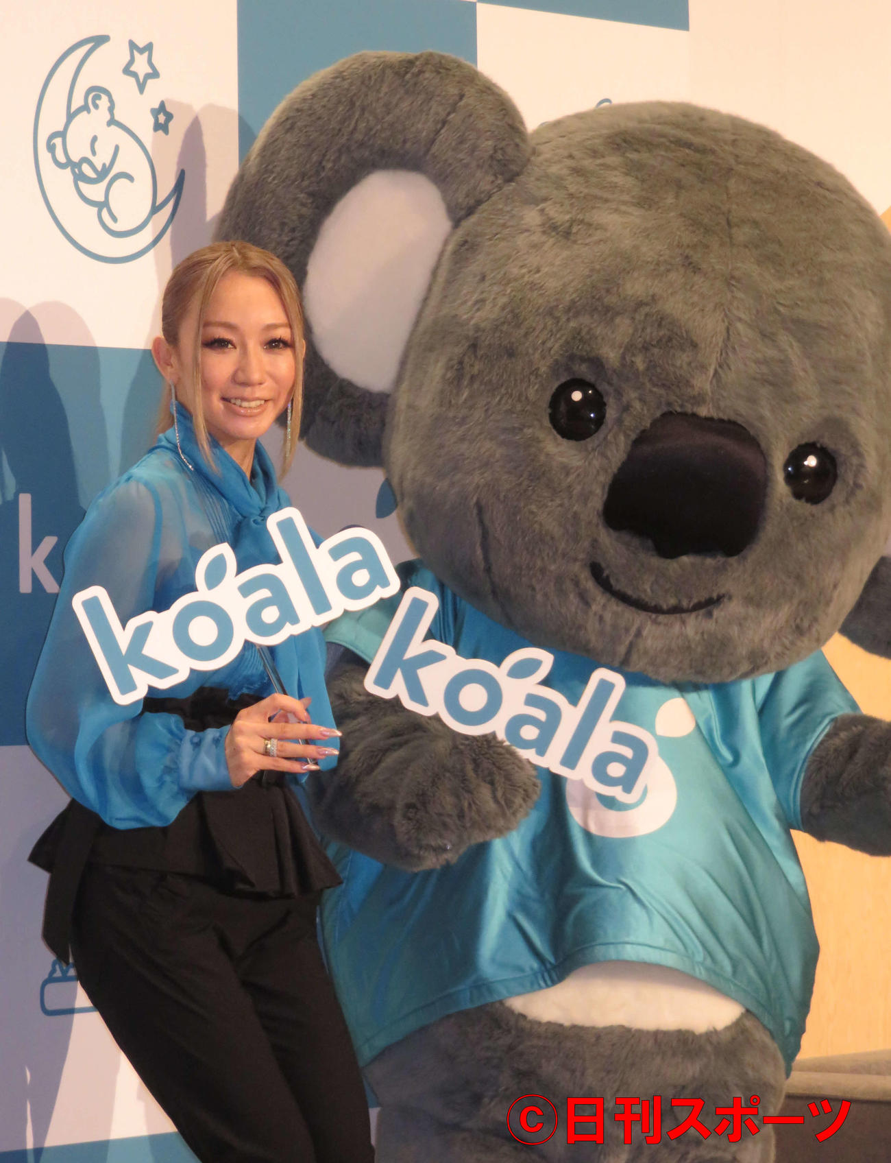 家具ブランド「コアラ」の新商品発表会に出席した倖田来未