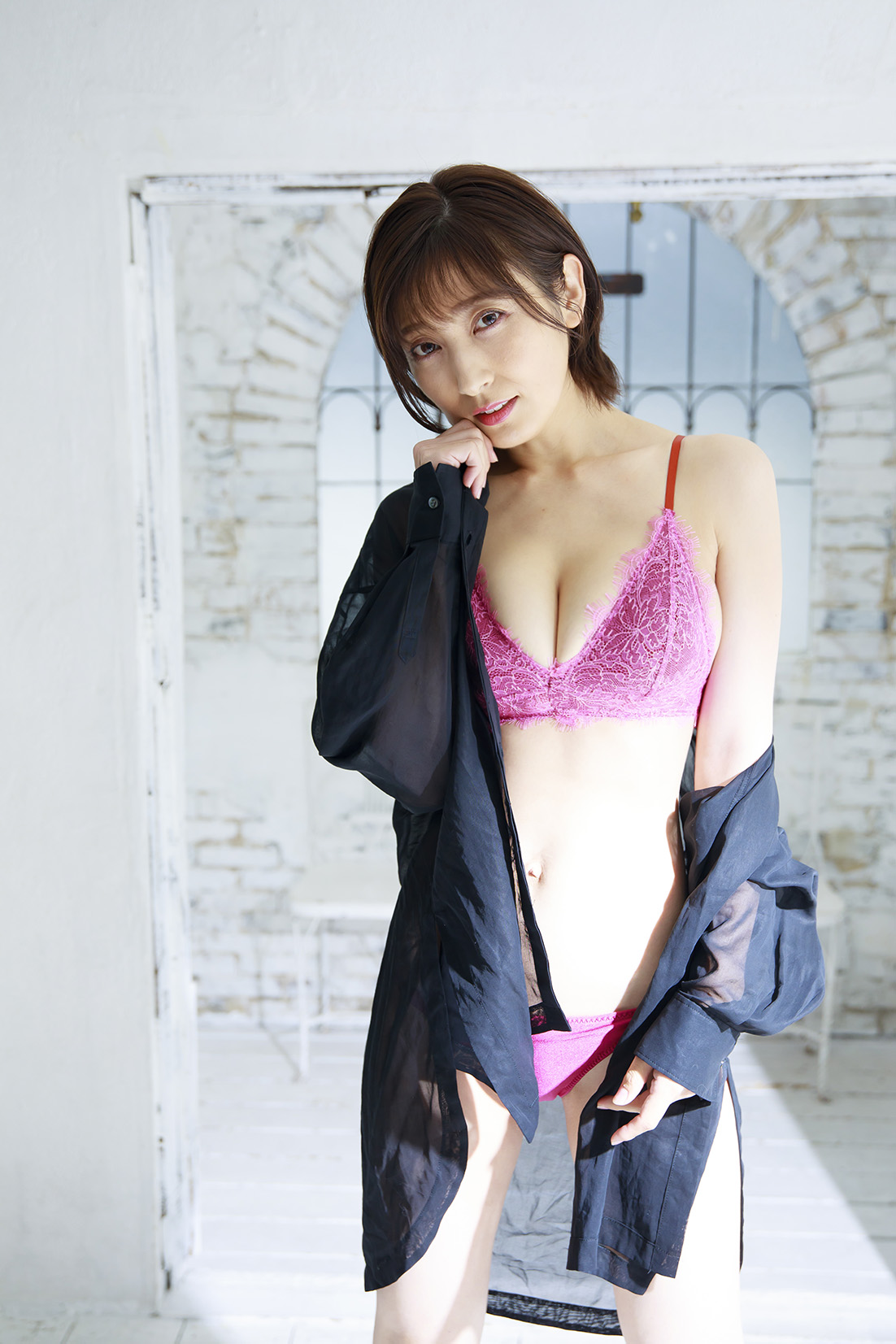 通算62作目となるDVD「Sexual　Soulmate」でセクシーショットを披露する熊田曜子