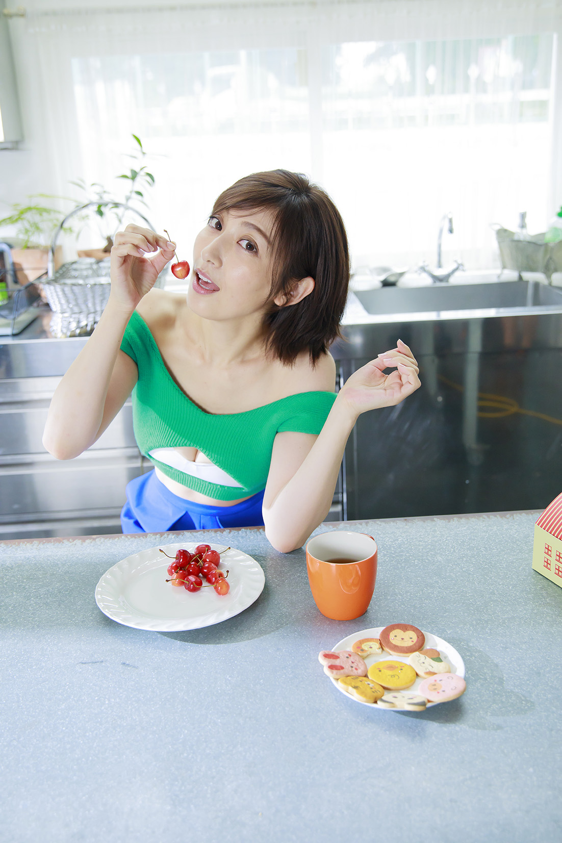 通算62作目となるDVD「Sexual　Soulmate」でセクシーショットを披露する熊田曜子