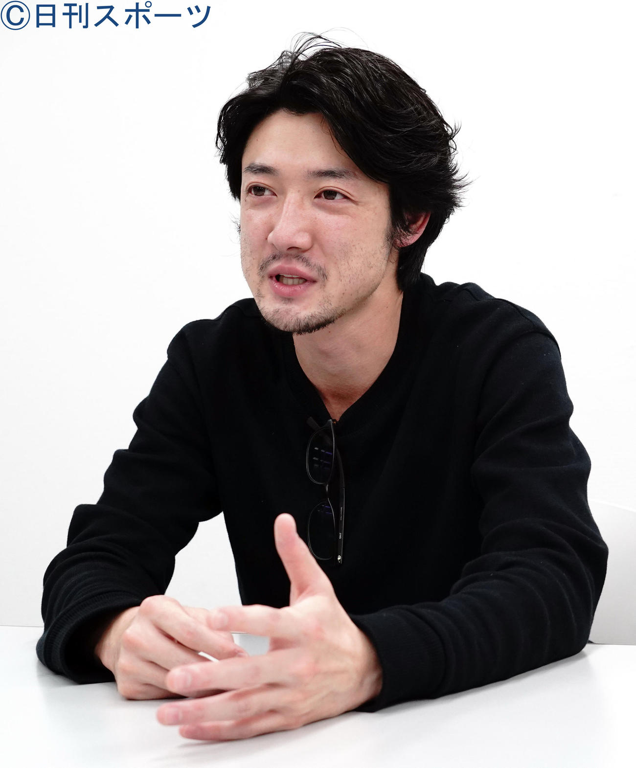 映画「河童の女」に出演し、インタビューを受ける斉藤陸（撮影・佐藤成）