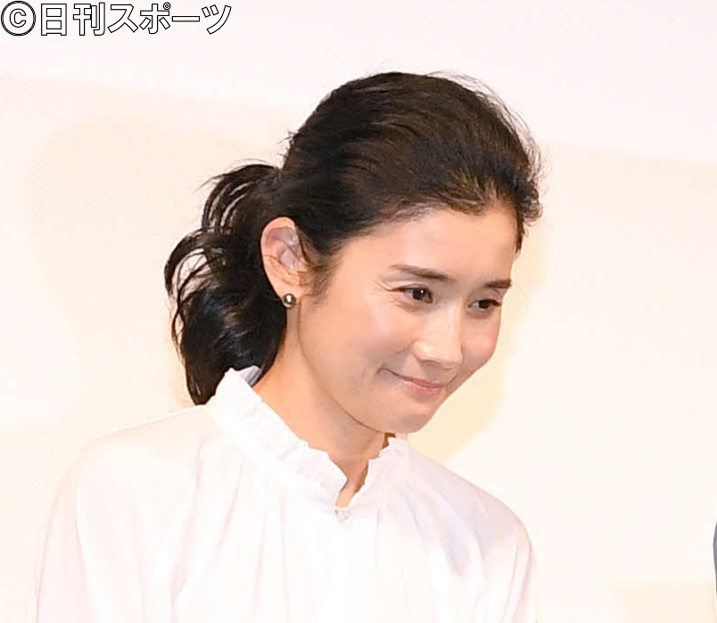 石田ひかり（19年1月撮影）