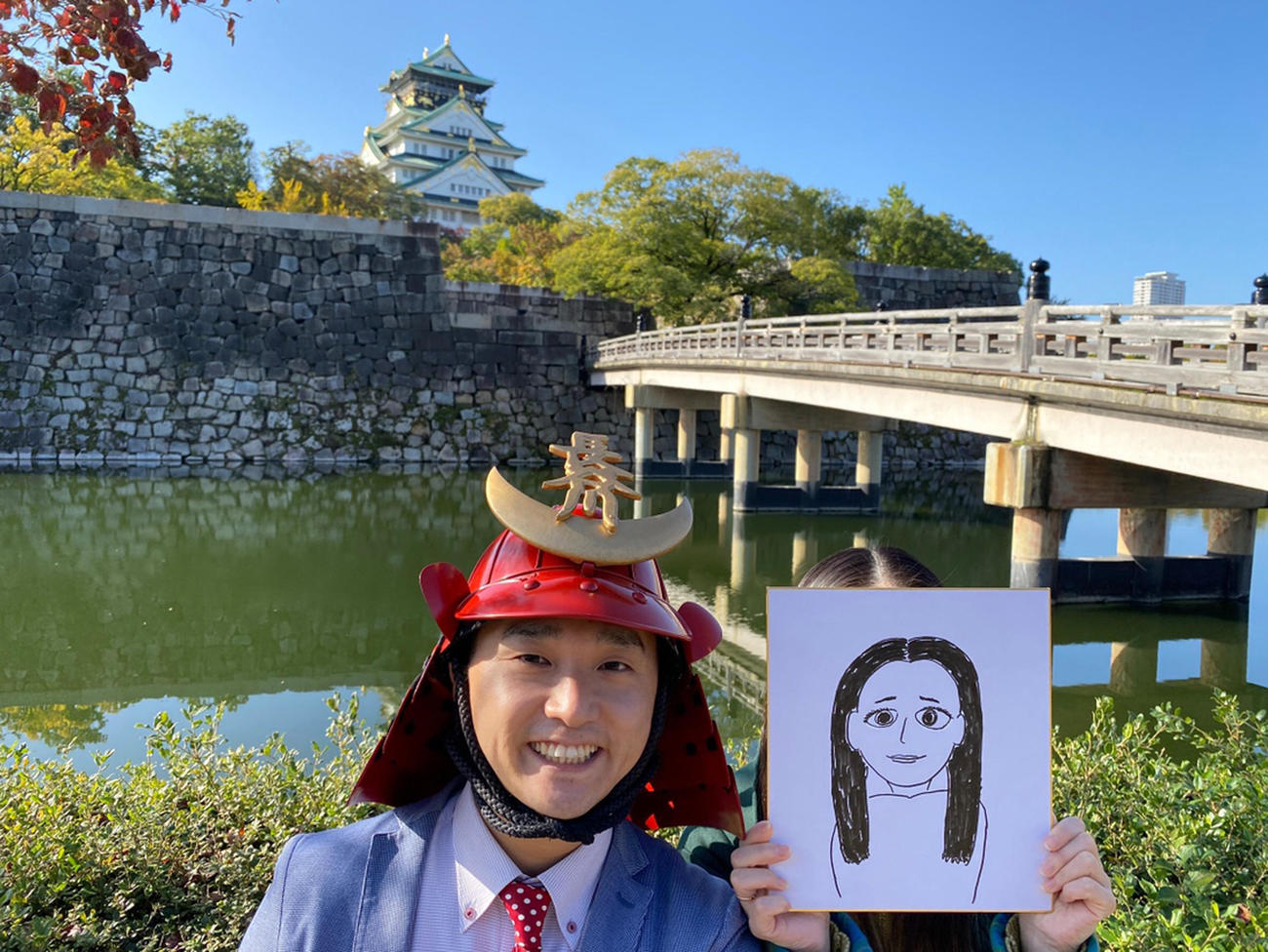 結婚を発表した、れきしクン（左）と一般女性