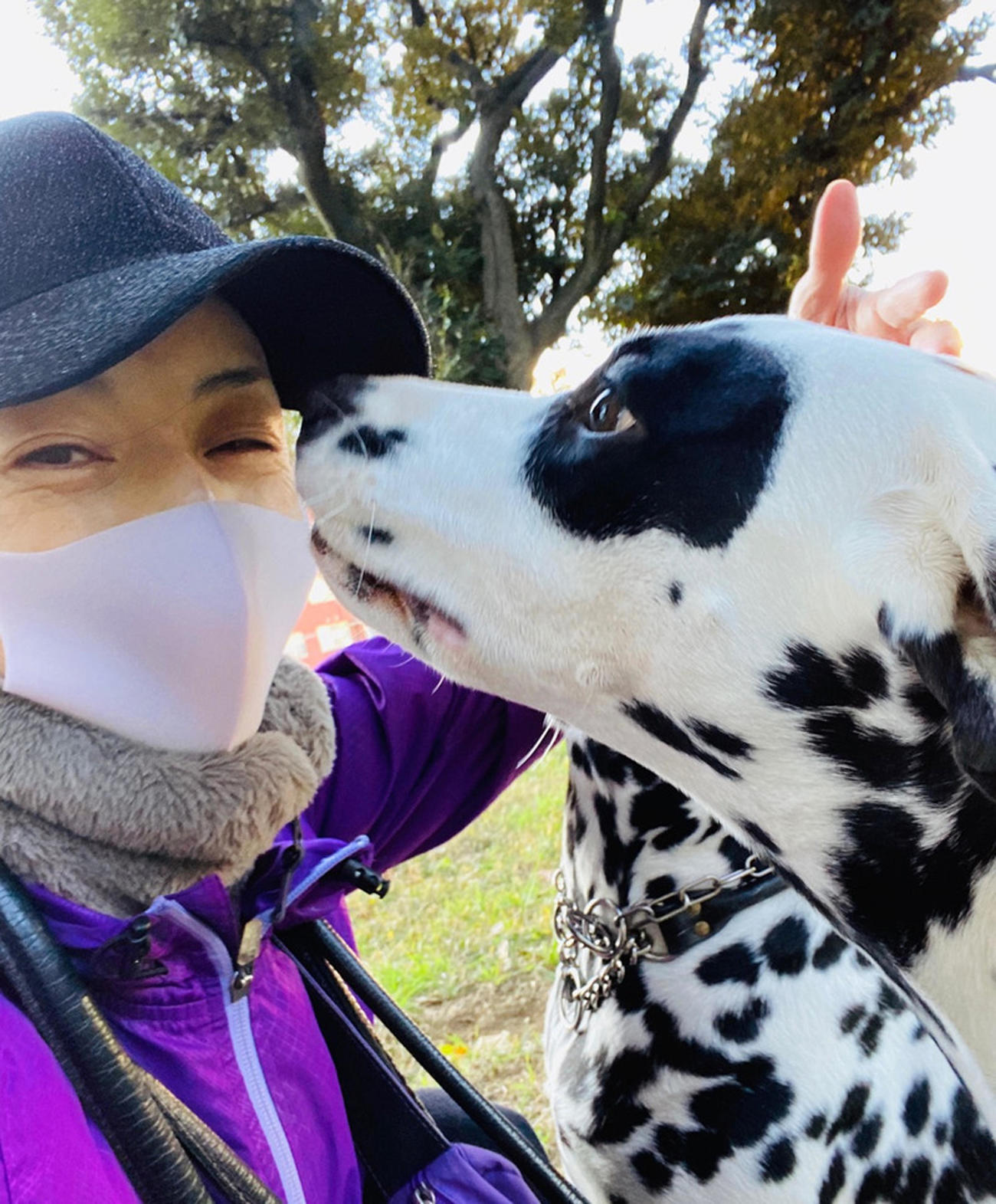 高岡早紀オフィシャルブログ「Butbeautiful」　愛犬とのお散歩ショット