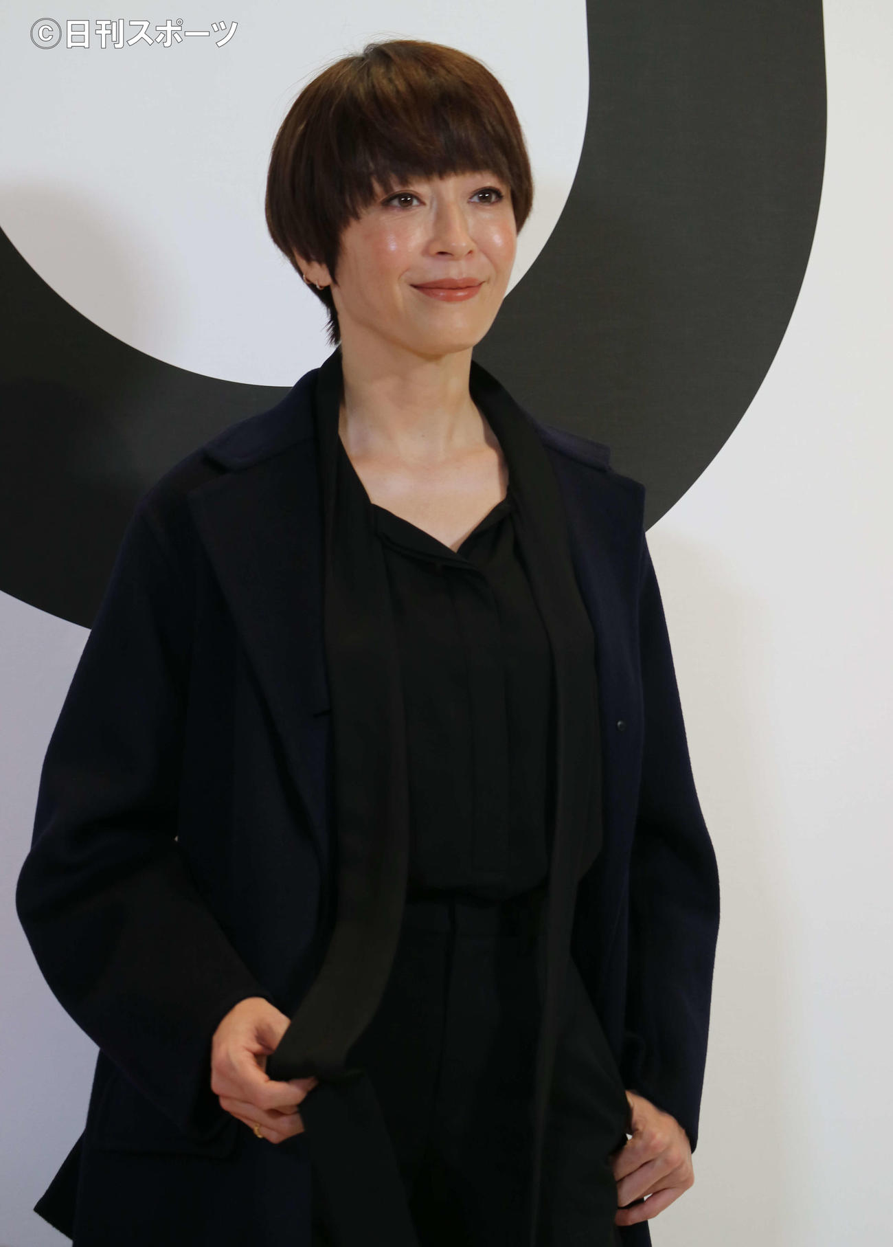 「＋J」の秋冬コレクション発表会に出席した宮沢りえ
