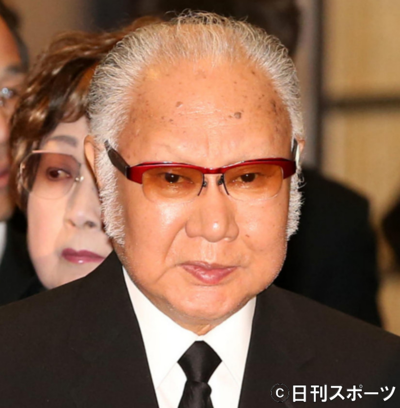 15年3月、桂米朝さんのお通夜に参列した四代目坂田藤十郎さん