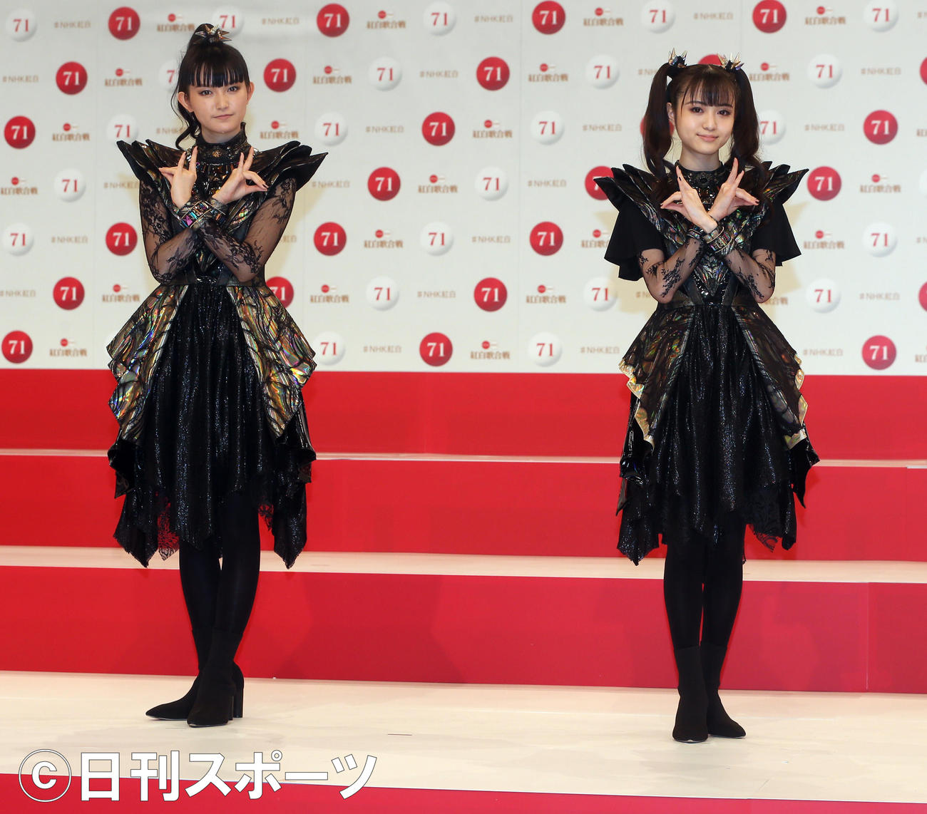 第71回NHK紅白歌合戦の発表会見に臨んだBABYMETAL（撮影・野上伸悟）