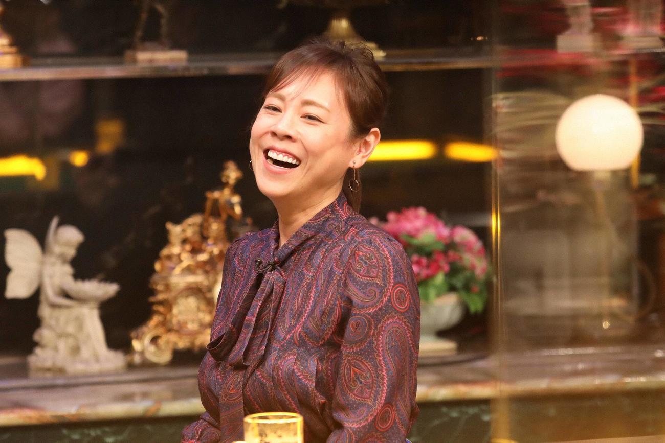 結婚のきっかけは「週刊誌でした」と明かす高橋真麻（C）フジテレビ