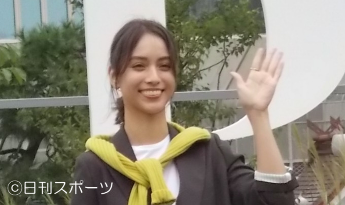 滝沢カレン（20年9月撮影）