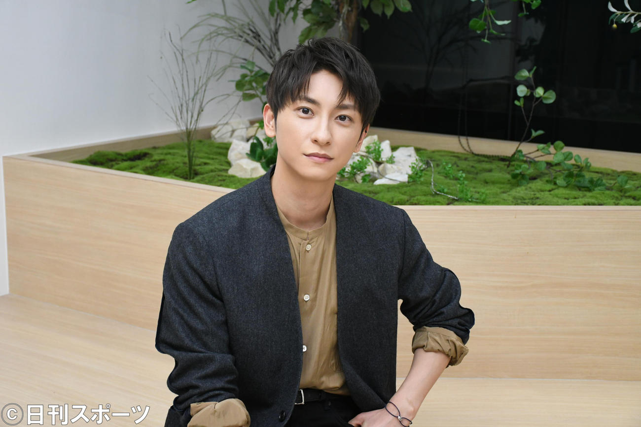 32歳の誕生日を迎え配信で新曲の発表やファンへの感謝を伝えたAAA與真司郎（撮影・大友陽平）