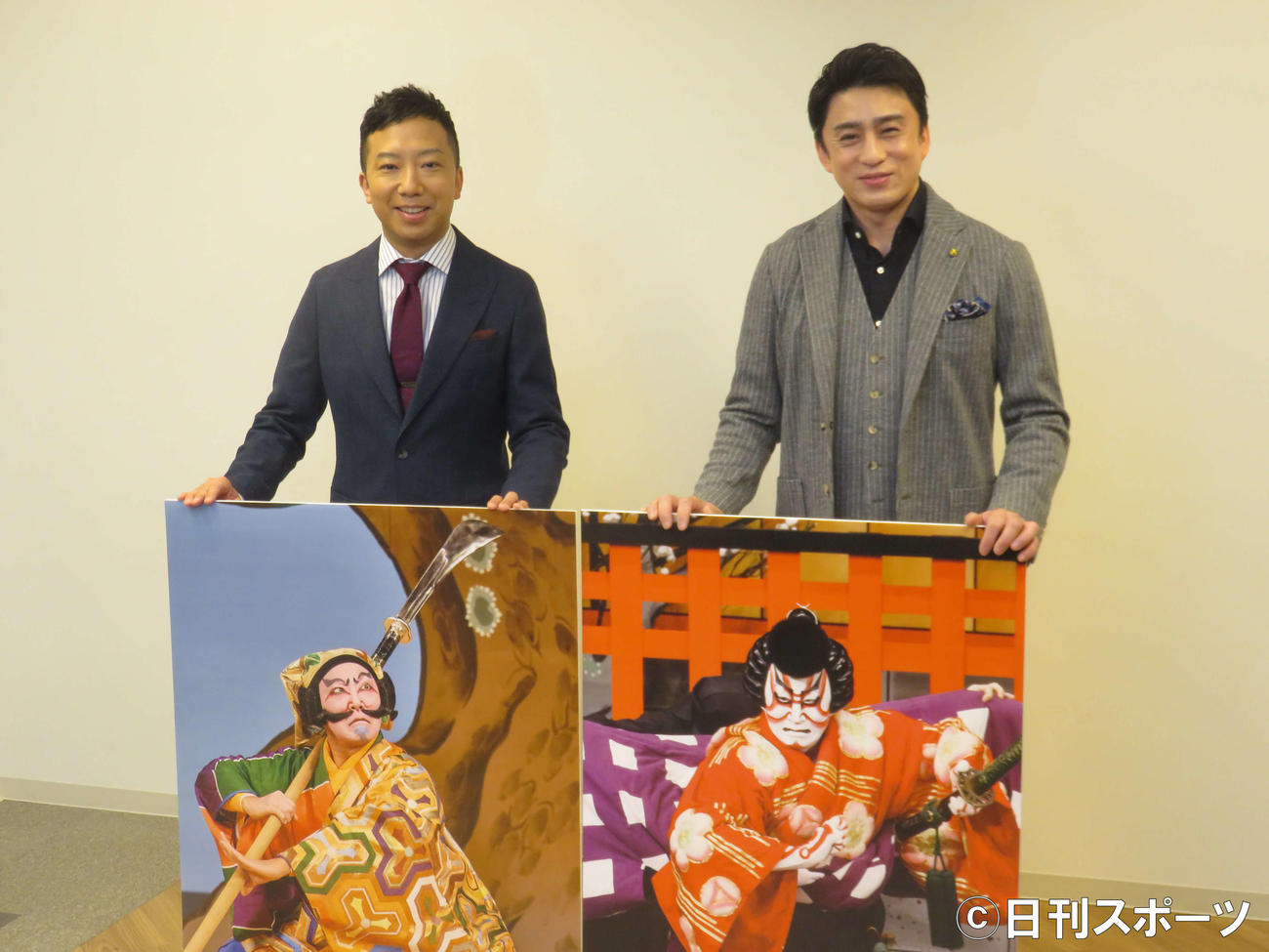 松本幸四郎（右）と市川猿之助